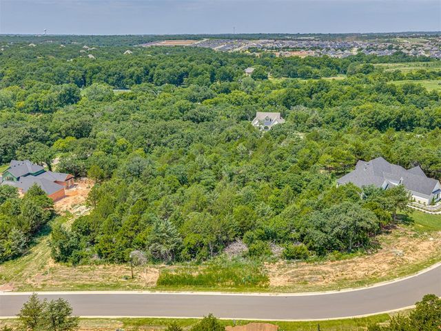 2203 Crossover Court, Edmond, OK 73034
