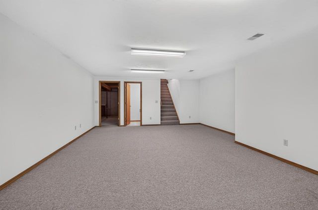 713 CANBERRY COURT, De Pere, WI 54115