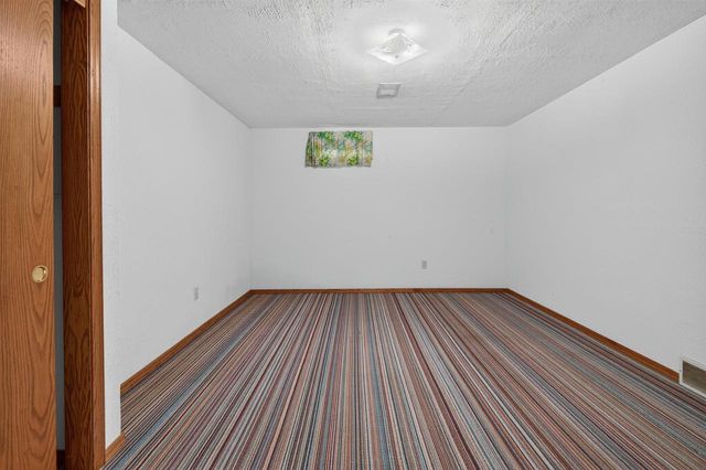 713 CANBERRY COURT, De Pere, WI 54115