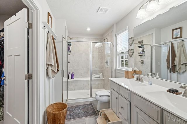1261 Autumn Ridge Drive, Lebanon, OH 45036