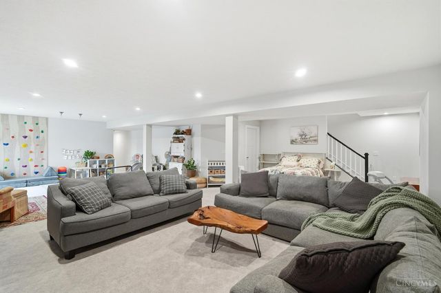 1261 Autumn Ridge Drive, Lebanon, OH 45036
