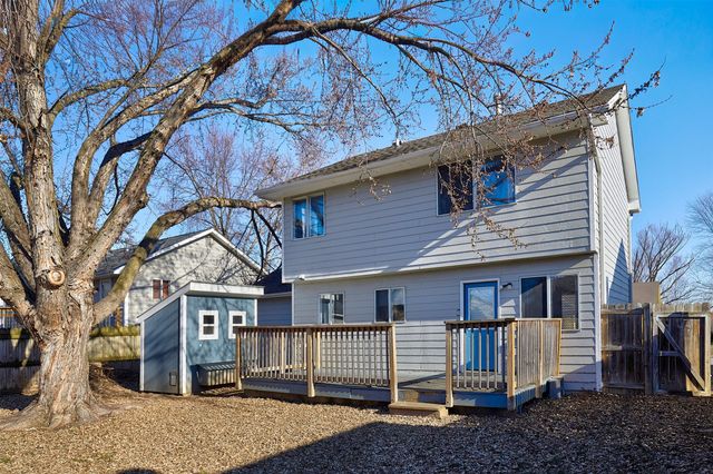 2442 SE 18th Court, Des Moines, IA 50320