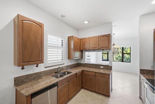 6675 SE Woodmill Pond Lane, Stuart, FL 34997