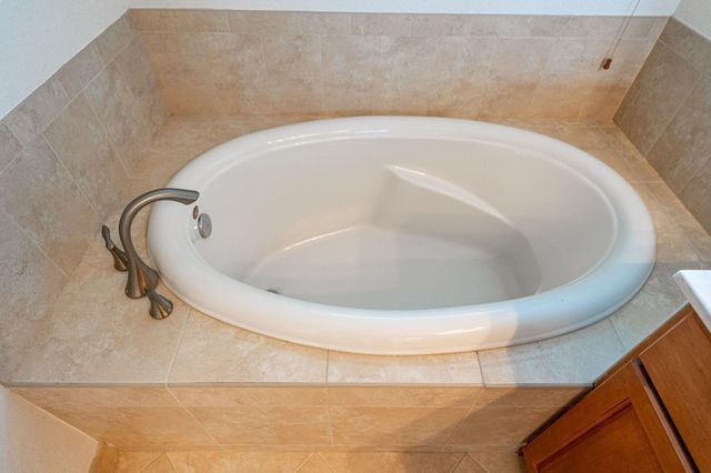 6675 SE Woodmill Pond Lane, Stuart, FL 34997