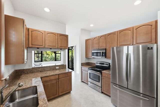 6675 SE Woodmill Pond Lane, Stuart, FL 34997