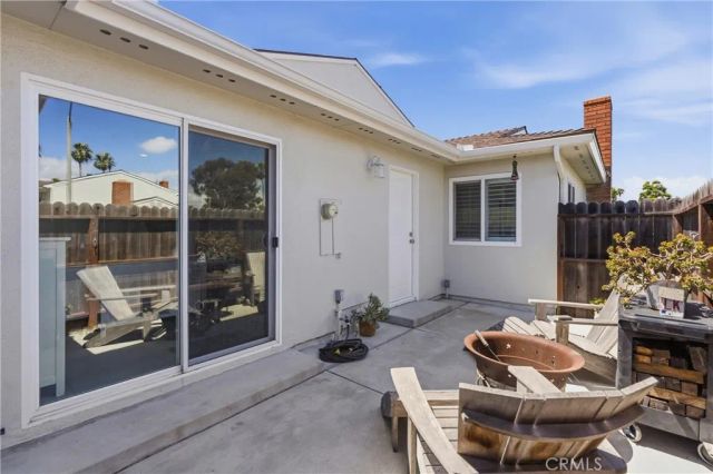 8141 Pennington Drive, Huntington Beach, CA 92646