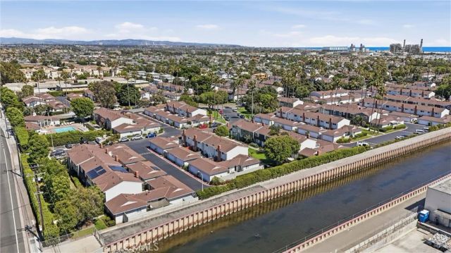 8141 Pennington Drive, Huntington Beach, CA 92646