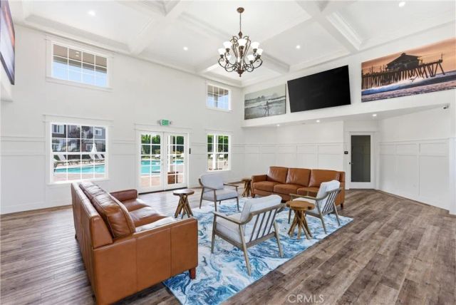 8141 Pennington Drive, Huntington Beach, CA 92646