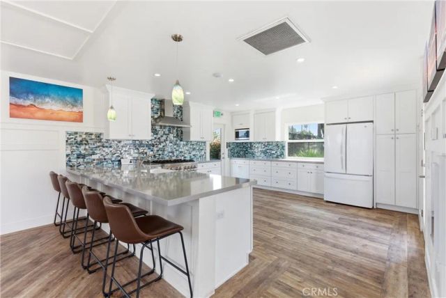 8141 Pennington Drive, Huntington Beach, CA 92646