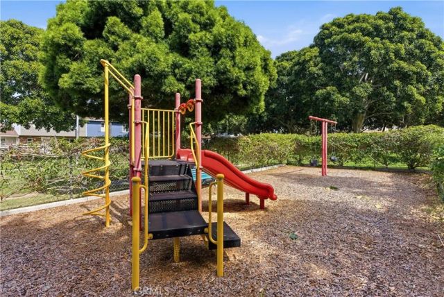 8141 Pennington Drive, Huntington Beach, CA 92646