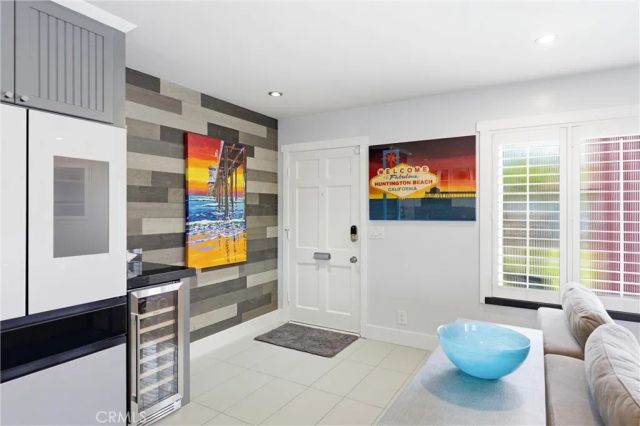 8141 Pennington Drive, Huntington Beach, CA 92646