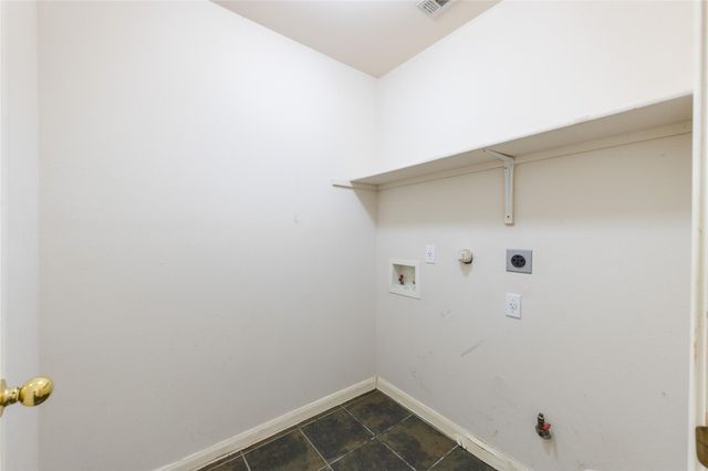 600 Tobin DR, Buda, TX 78610