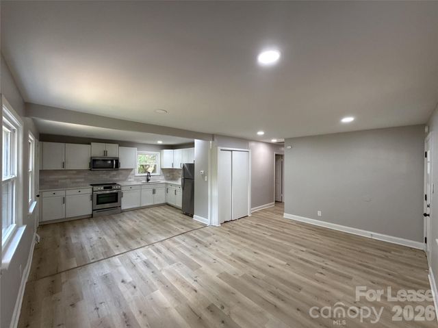 9411 Loblolly Lane, Charlotte, NC 28210