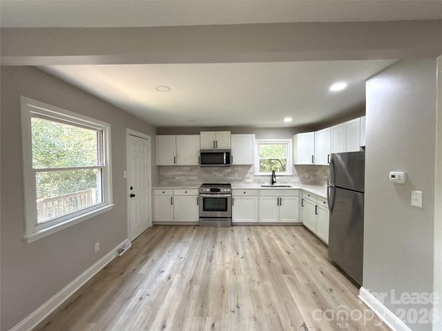 9411 Loblolly Lane, Charlotte, NC 28210