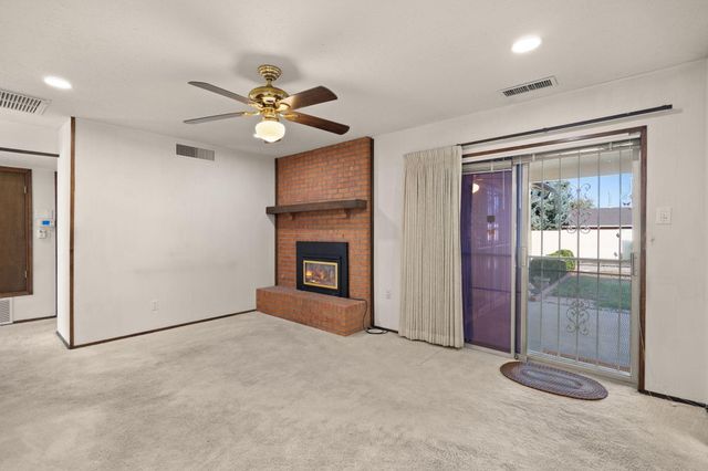 8219 San Francisco Road NE, Albuquerque, NM 87109