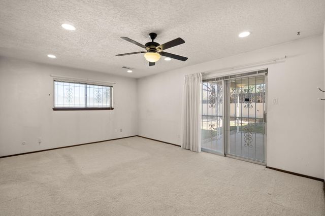 8219 San Francisco Road NE, Albuquerque, NM 87109