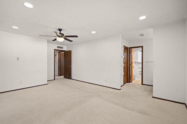 8219 San Francisco Road NE, Albuquerque, NM 87109