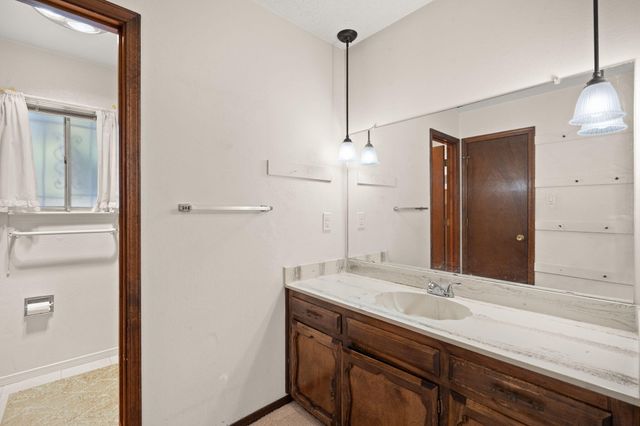 8219 San Francisco Road NE, Albuquerque, NM 87109