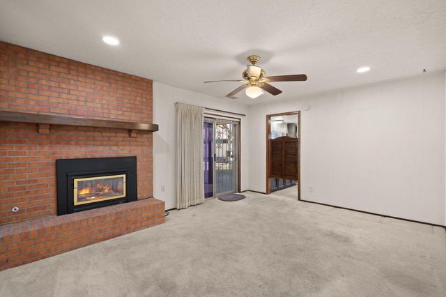 8219 San Francisco Road NE, Albuquerque, NM 87109