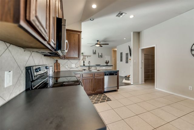 203 Cedar Creek Drive, Princeton, TX 75407