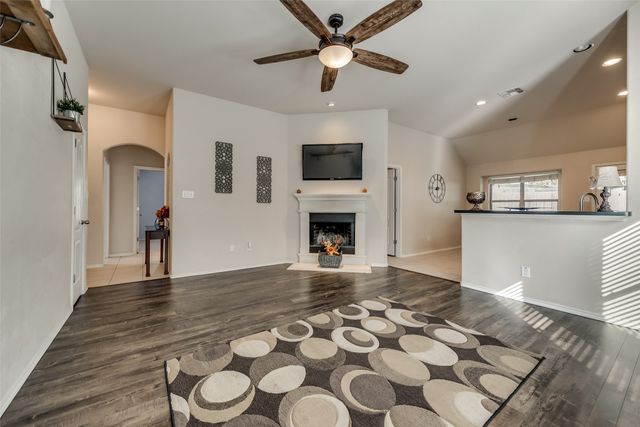 203 Cedar Creek Drive, Princeton, TX 75407