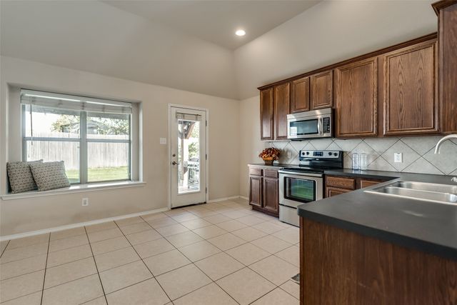 203 Cedar Creek Drive, Princeton, TX 75407