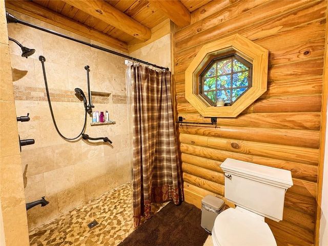 1120 Ridgewood Drive, Pendergrass, GA 30567