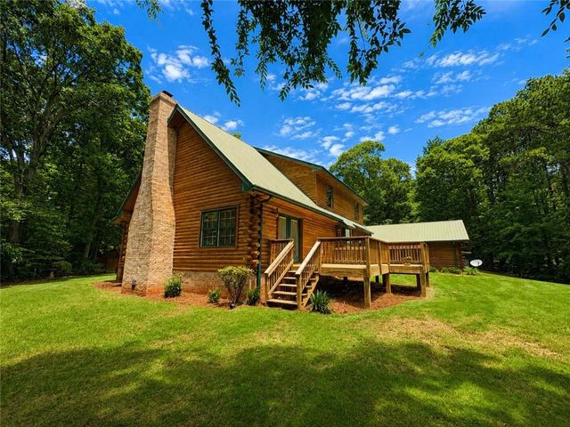 1120 Ridgewood Drive, Pendergrass, GA 30567