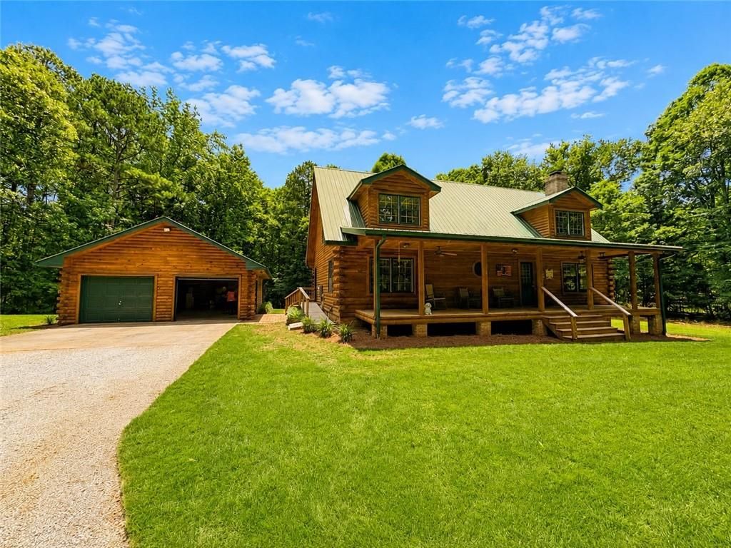 1120 Ridgewood Drive, Pendergrass, GA 30567