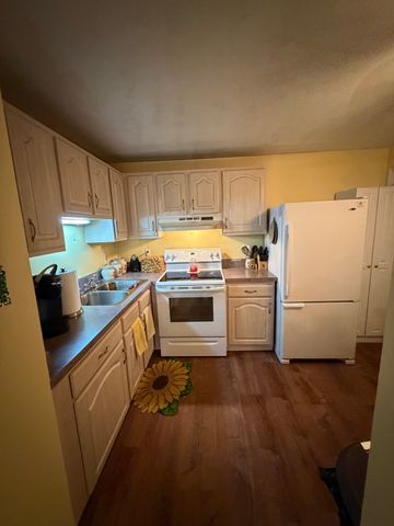 36 Bayview Terrace 4, Danvers, MA 01923