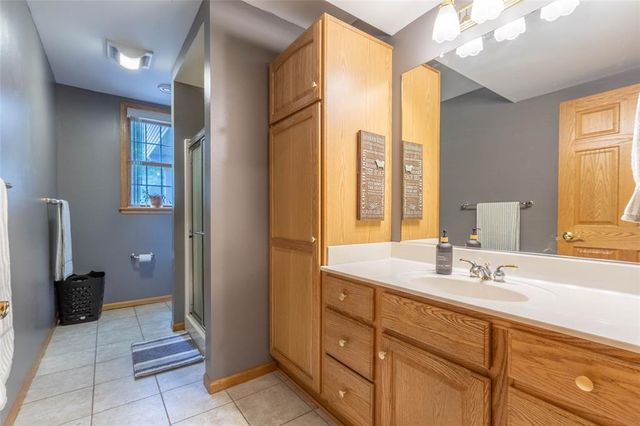 10231 Pine Rd, Fall Creek, WI 54742