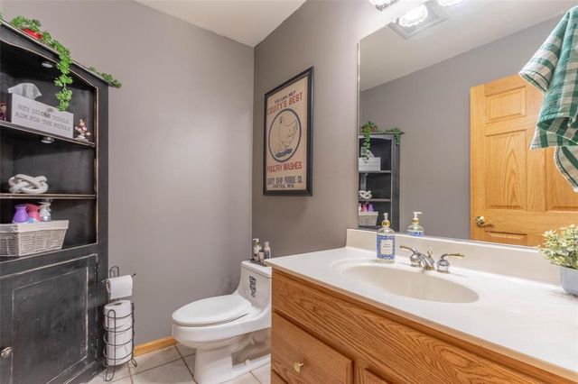 10231 Pine Rd, Fall Creek, WI 54742