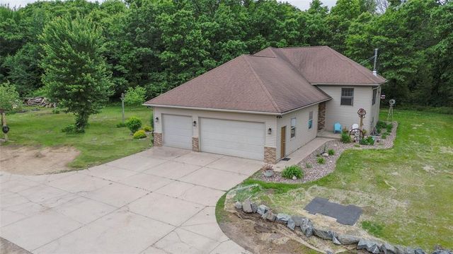 10231 Pine Rd, Fall Creek, WI 54742