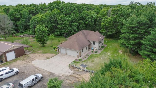 10231 Pine Rd, Fall Creek, WI 54742
