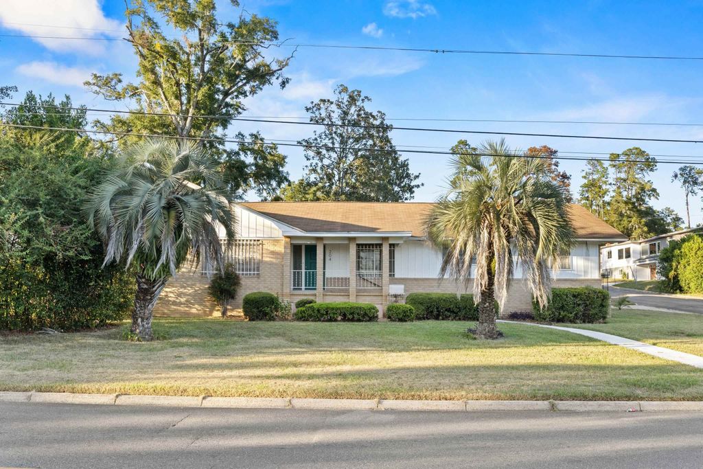 204 Rudy Hubbard Way, Tallahassee, FL 32301