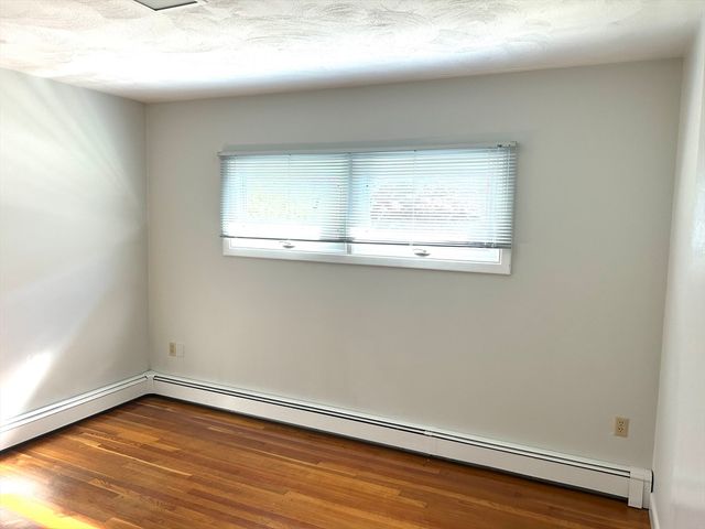 871 Allen Street, Dartmouth, MA 02747