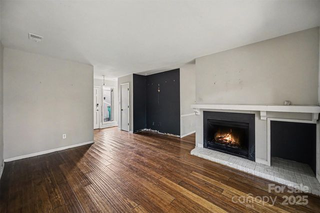 7913 Horse Chestnut Lane, Charlotte, NC 28277