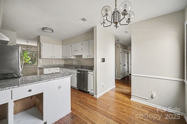 7913 Horse Chestnut Lane, Charlotte, NC 28277