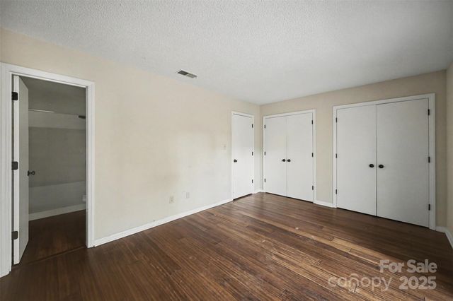 7913 Horse Chestnut Lane, Charlotte, NC 28277