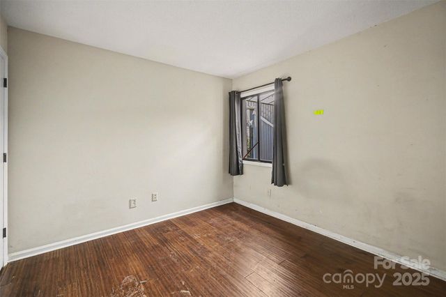 7913 Horse Chestnut Lane, Charlotte, NC 28277