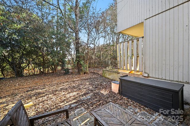 7913 Horse Chestnut Lane, Charlotte, NC 28277