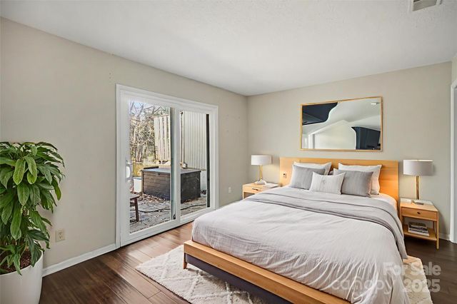 7913 Horse Chestnut Lane, Charlotte, NC 28277