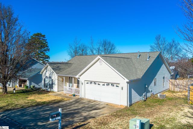 6 Appalachian Lane, Mauldin, SC 29662