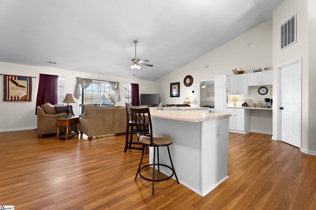 6 Appalachian Lane, Mauldin, SC 29662