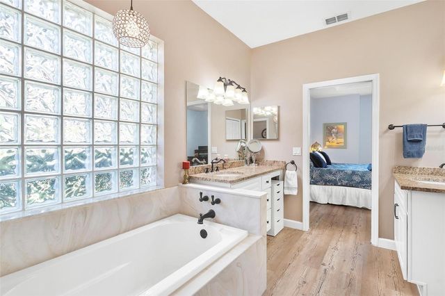 39342 HARBOR HILLS BOULEVARD, Lady Lake, FL 32159