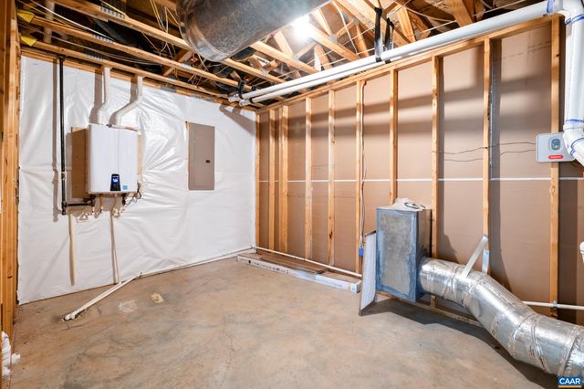1242 FARROW DR, Charlottesville, VA 22901