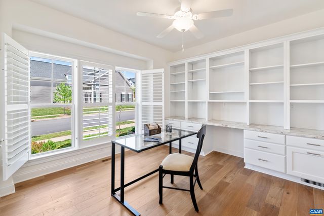 1242 FARROW DR, Charlottesville, VA 22901