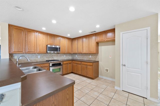 4207 Bayside Court, Arlington, TX 76016