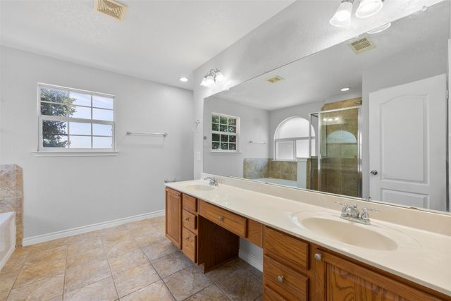 4207 Bayside Court, Arlington, TX 76016