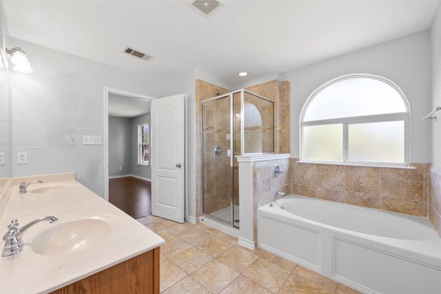 4207 Bayside Court, Arlington, TX 76016